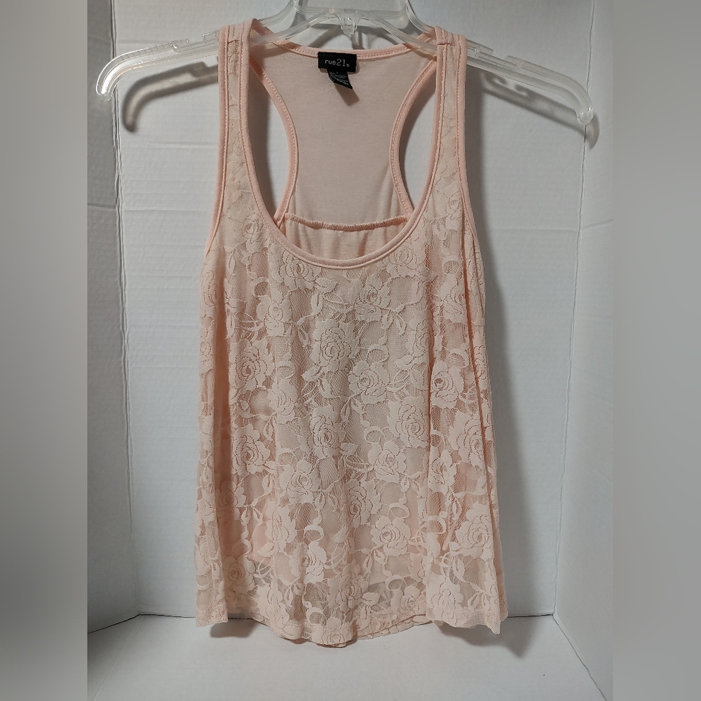 🔥3 $5 items for $10Rue21 Lace racer back tank